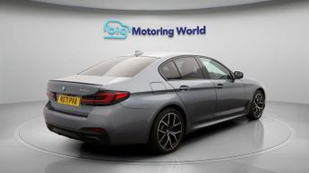 BMW 5 Series 530E M SPORT