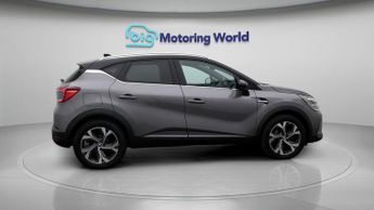 Renault Captur RS LINE E-TECH