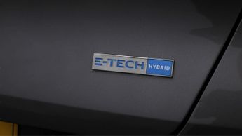 Renault Captur RS LINE E-TECH