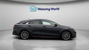 Kia ProCeed GT ISG