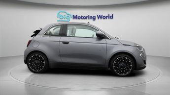 Fiat 500e C LA PRIMA