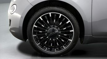Fiat 500e C LA PRIMA