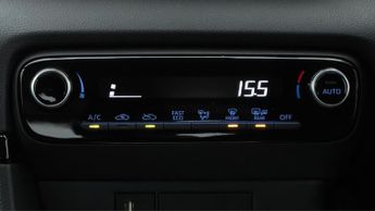 Toyota Yaris ICON