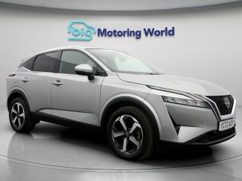 Nissan Qashqai DIG-T N-CONNECTA DCT