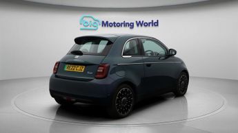 Fiat 500e LA PRIMA