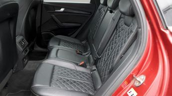 Audi Q5 TFSI E VORSPRUNG COMPETITION QUATTRO