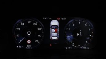 Volvo XC40 T3 MOMENTUM