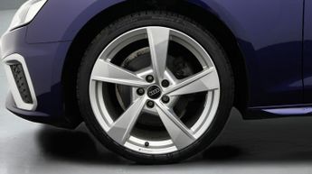 Audi A4 TFSI S LINE