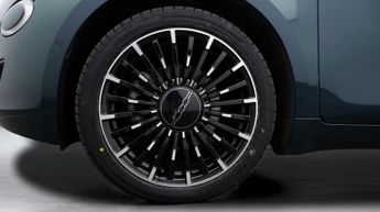 Fiat 500e LA PRIMA