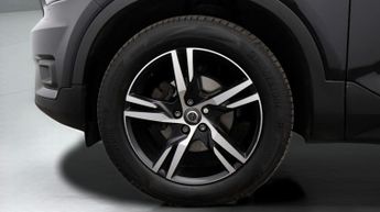 Volvo XC40 T3 R-DESIGN