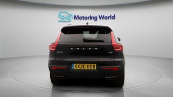 Volvo XC40 T3 R-DESIGN