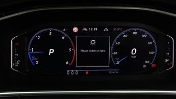Volkswagen T-Roc R-LINE TDI DSG