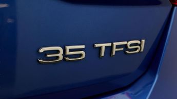 Audi Q2 TFSI S LINE
