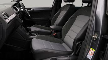 Volkswagen Tiguan R-LINE TECH TDI 4MOTION DSG