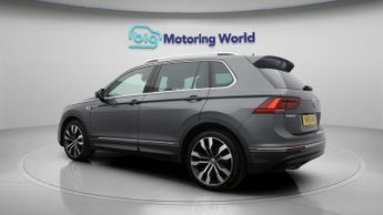 Volkswagen Tiguan R-LINE TECH TDI 4MOTION DSG