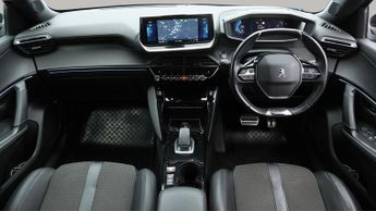 Peugeot E-2008 GT LINE