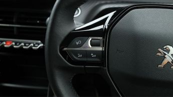Peugeot E-2008 ACTIVE PREMIUM PLUS