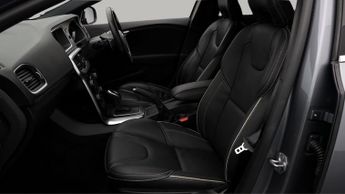 Volvo V40 T3 R-DESIGN EDITION