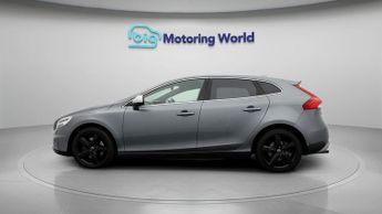 Volvo V40 T3 R-DESIGN EDITION