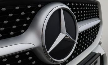 Mercedes-Benz CLA CLA 180 AMG LINE