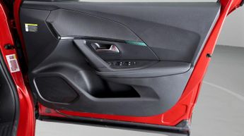 Peugeot E-2008 ALLURE PREMIUM