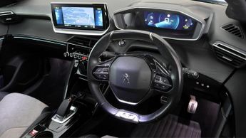Peugeot E-208 GT