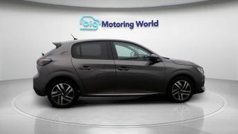 Peugeot 208 PURETECH ALLURE PREMIUM S/S
