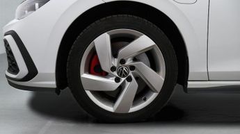 Volkswagen Golf GTE DSG