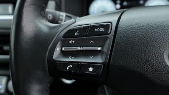 Hyundai KONA PREMIUM