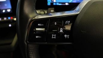 Renault Megane E-Tech ICONIC