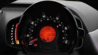 Toyota AYGO VVT-I X-PLAY X-SHIFT