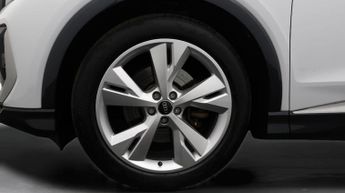 Audi Q4 e-tron S LINE