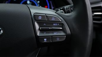 Hyundai IONIQ PREMIUM