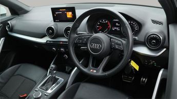 Audi Q2 TFSI S LINE