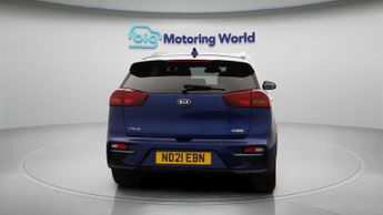 Kia Niro 4 PLUS