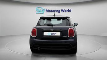 MINI Hatch COOPER CLASSIC