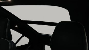 Volvo XC40 RECHARGE T5 R-DESIGN