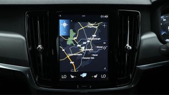 Volvo V90 T4 MOMENTUM PLUS