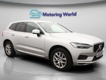 Volvo XC60 B5 MOMENTUM AWD
