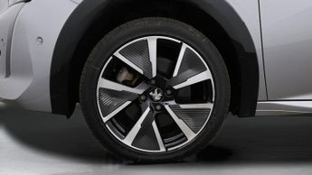 Peugeot E-208 GT