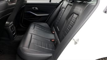 BMW 3 Series 330E SPORT PRO