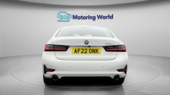BMW 3 Series 330E SPORT PRO
