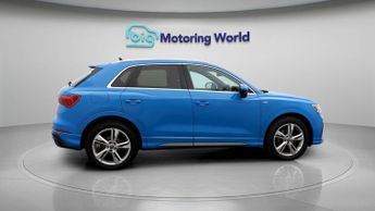 Audi Q3 TFSI S LINE