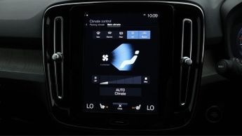 Volvo XC40 B4 INSCRIPTION PRO AWD