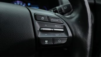 Hyundai KONA PREMIUM SE