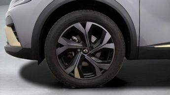 Renault Captur E-TECH ENGINEERED