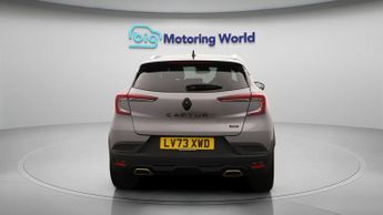 Renault Captur E-TECH ENGINEERED