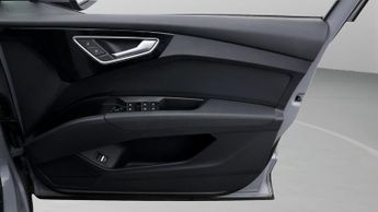 Audi Q4 e-tron S LINE
