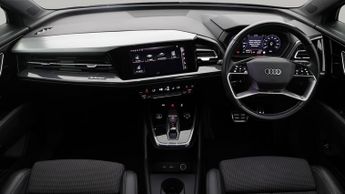Audi Q4 e-tron S LINE