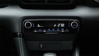 Toyota Yaris ICON